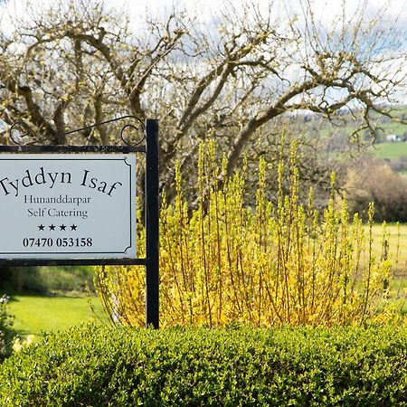 Villa Granary At Tyddyn Isaf Ruthin Exterior foto